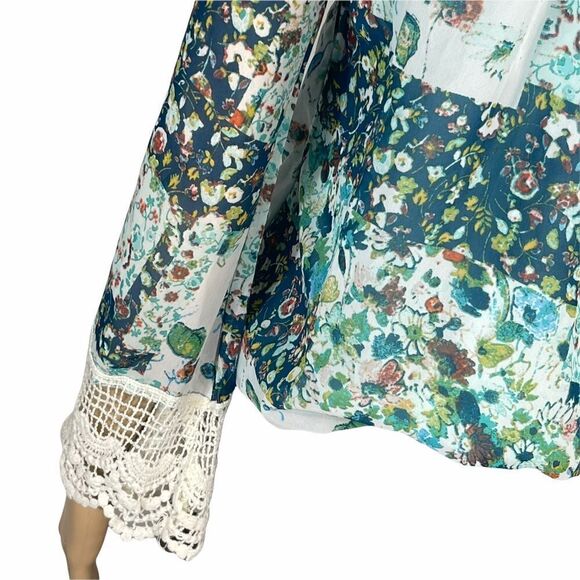 Beautees Blue and Green Floral Blouse laced Wrist - Picture 6 of 15